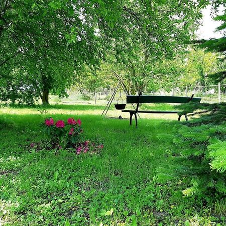 Axtburg Apartments Berbaltavar Bagian luar foto