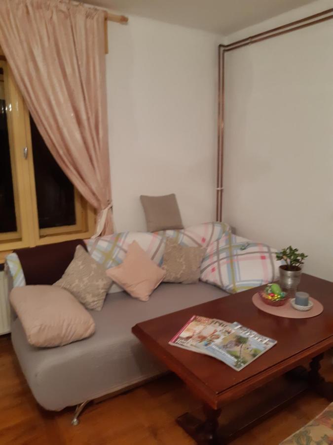 Axtburg Apartments Berbaltavar Bagian luar foto