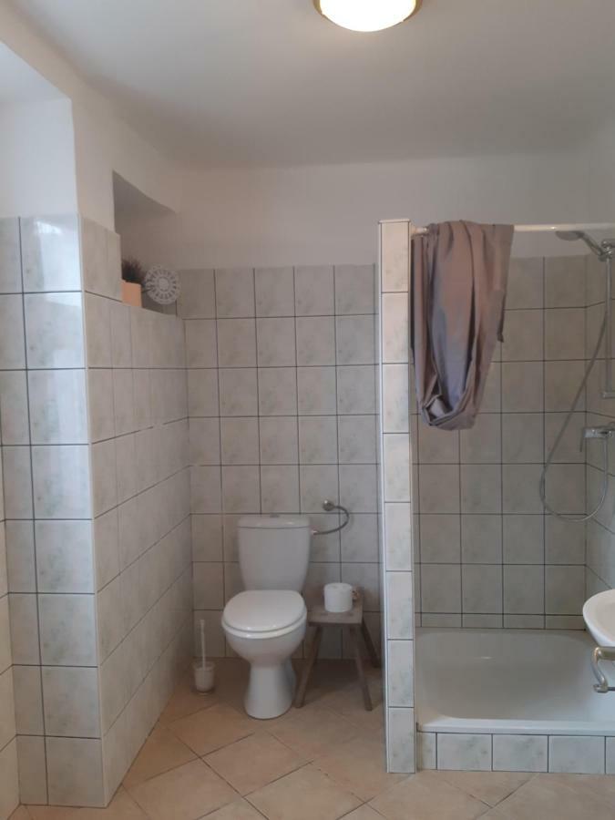 Axtburg Apartments Berbaltavar Bagian luar foto